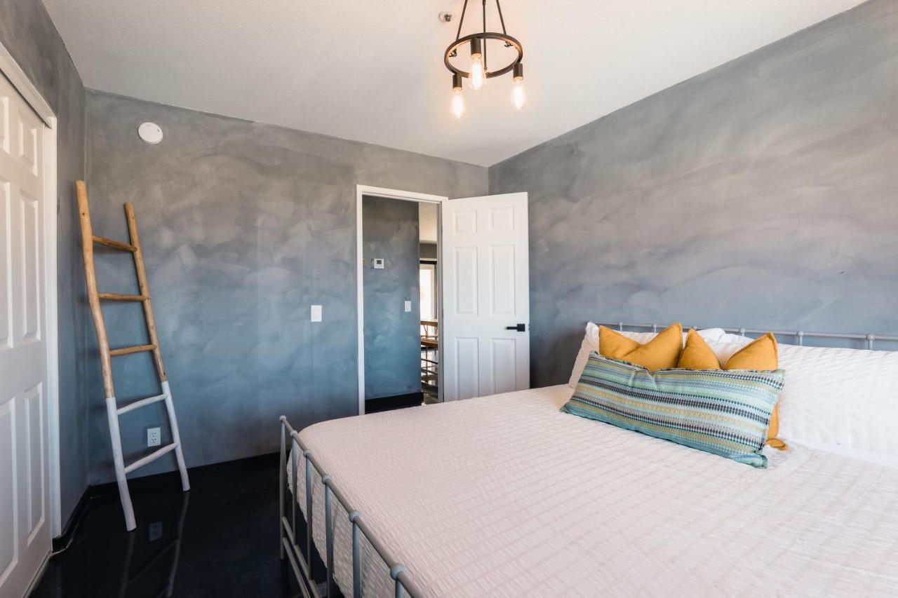 @ Marbella Lane - Zen-like Ambiance 3br In Jt